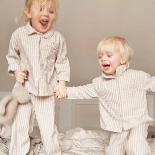 Classic pyjamas beige gingham