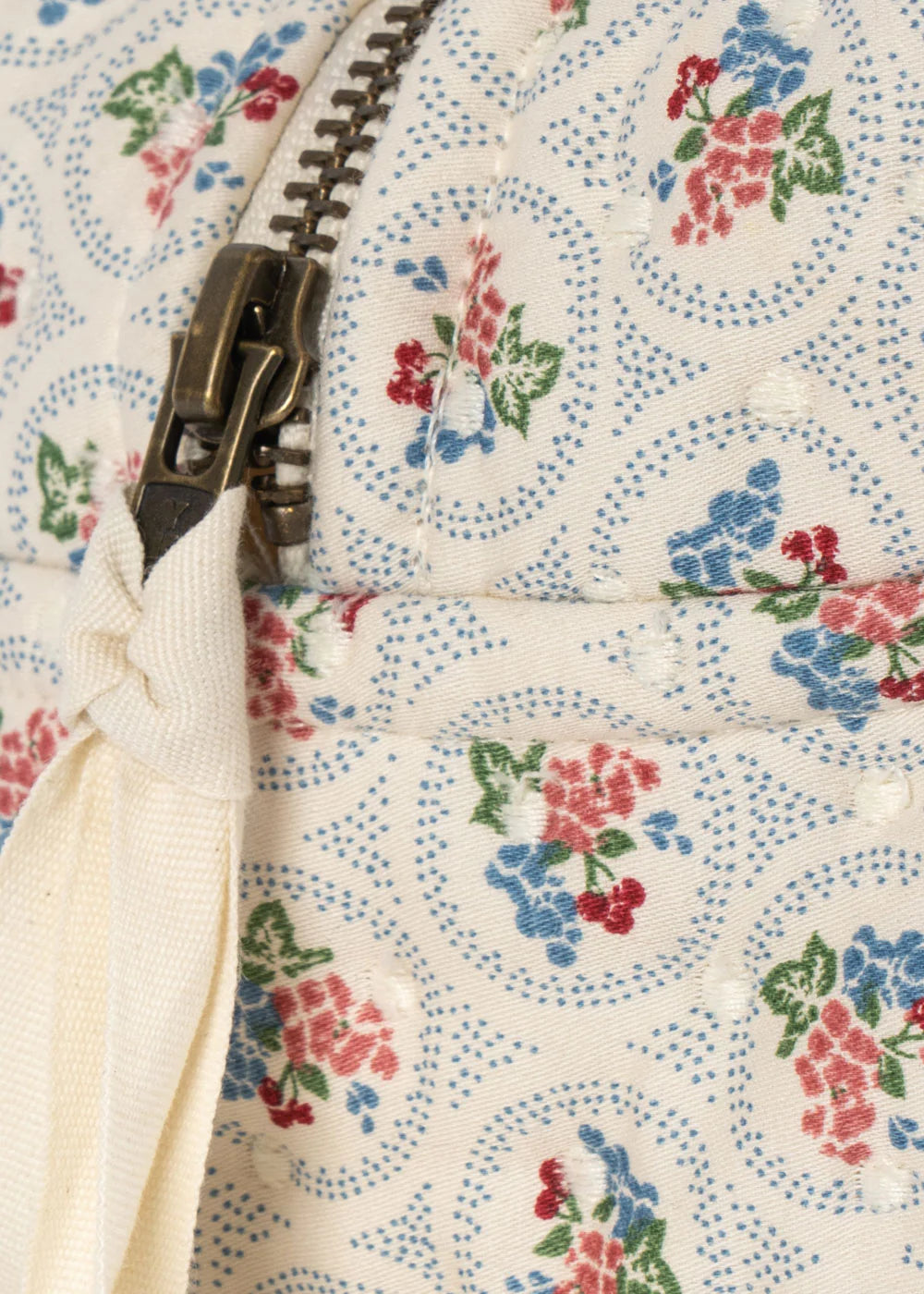 SMALL QUILTES TOILETRY BAG - Verona blues