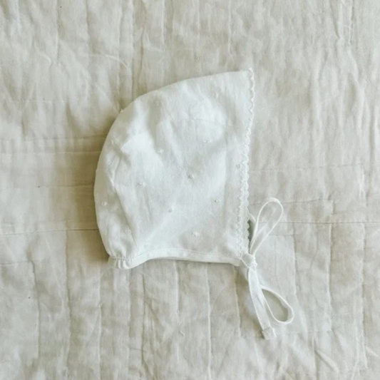 Linn bonnet white dot