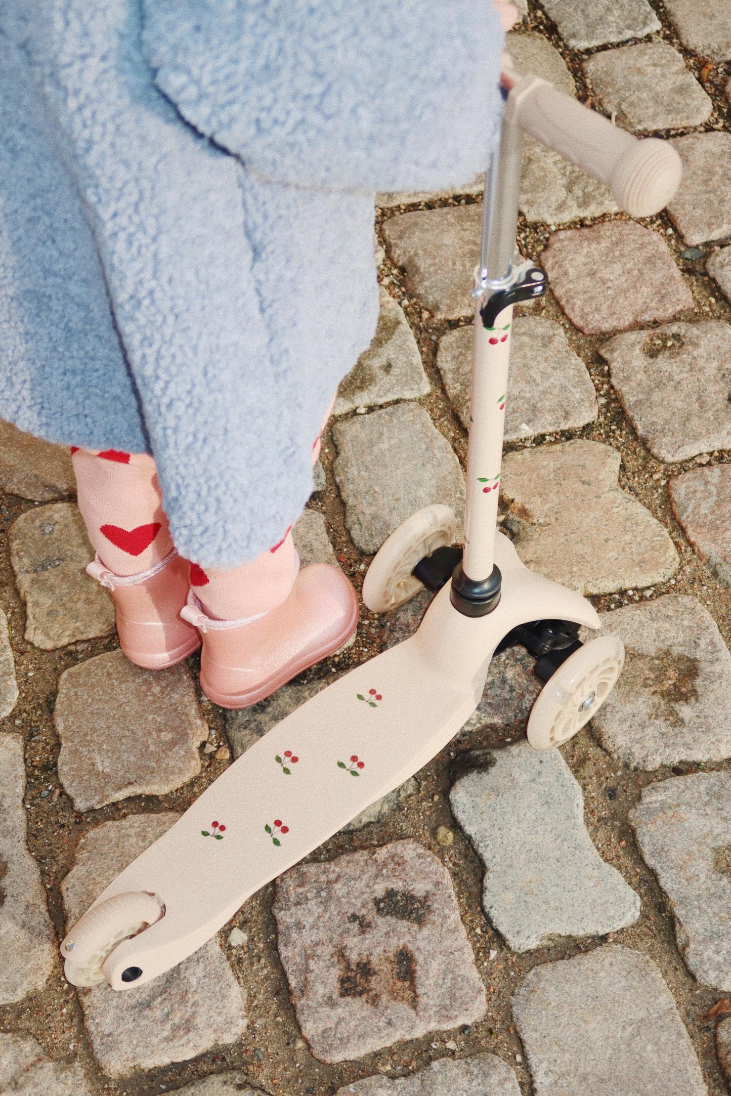 KIDS SCOOTER - Cherry