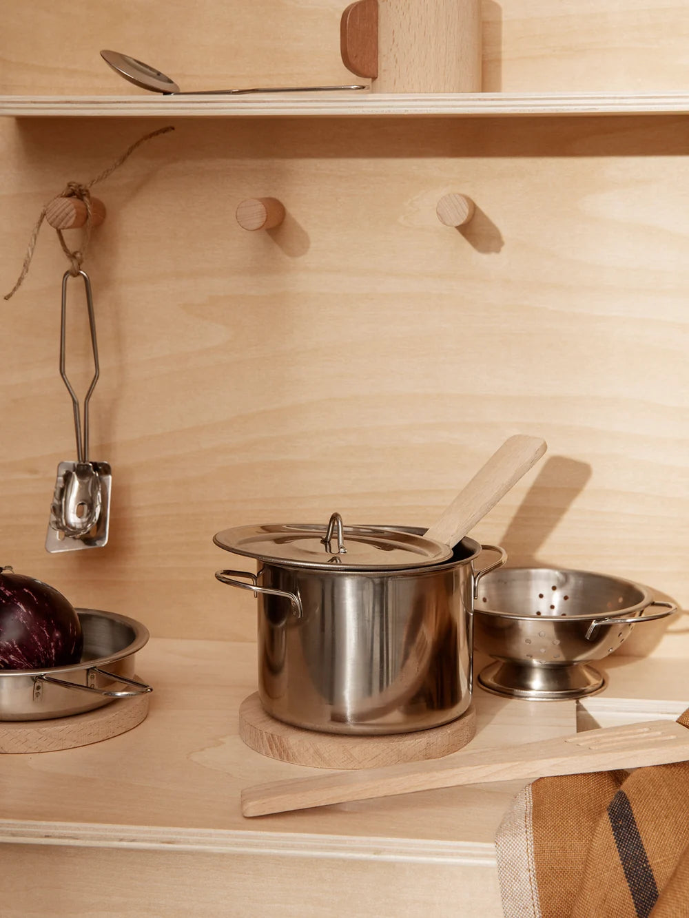 Toro Play Kitchen Tools