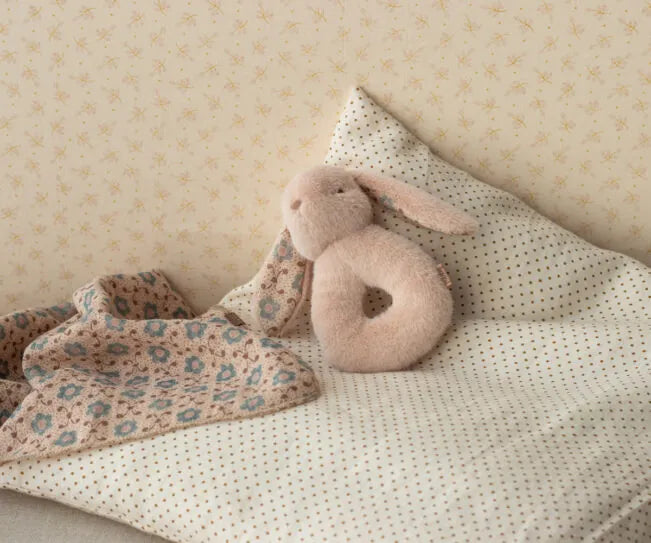 BUNNY RATTLE SET - POWDER