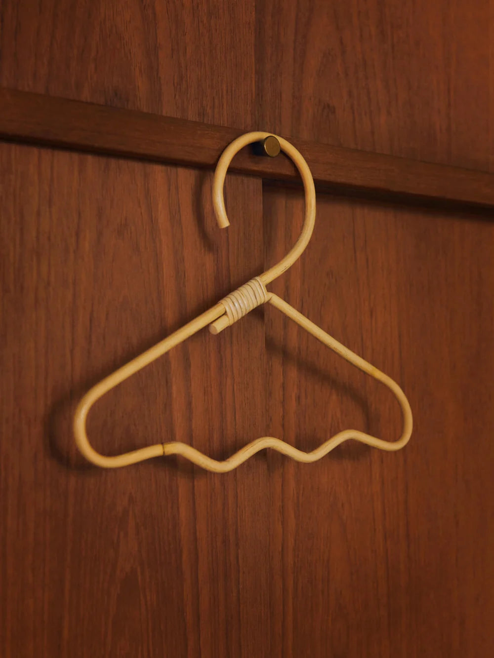 Wavi Clothes Hangers - Set of 3