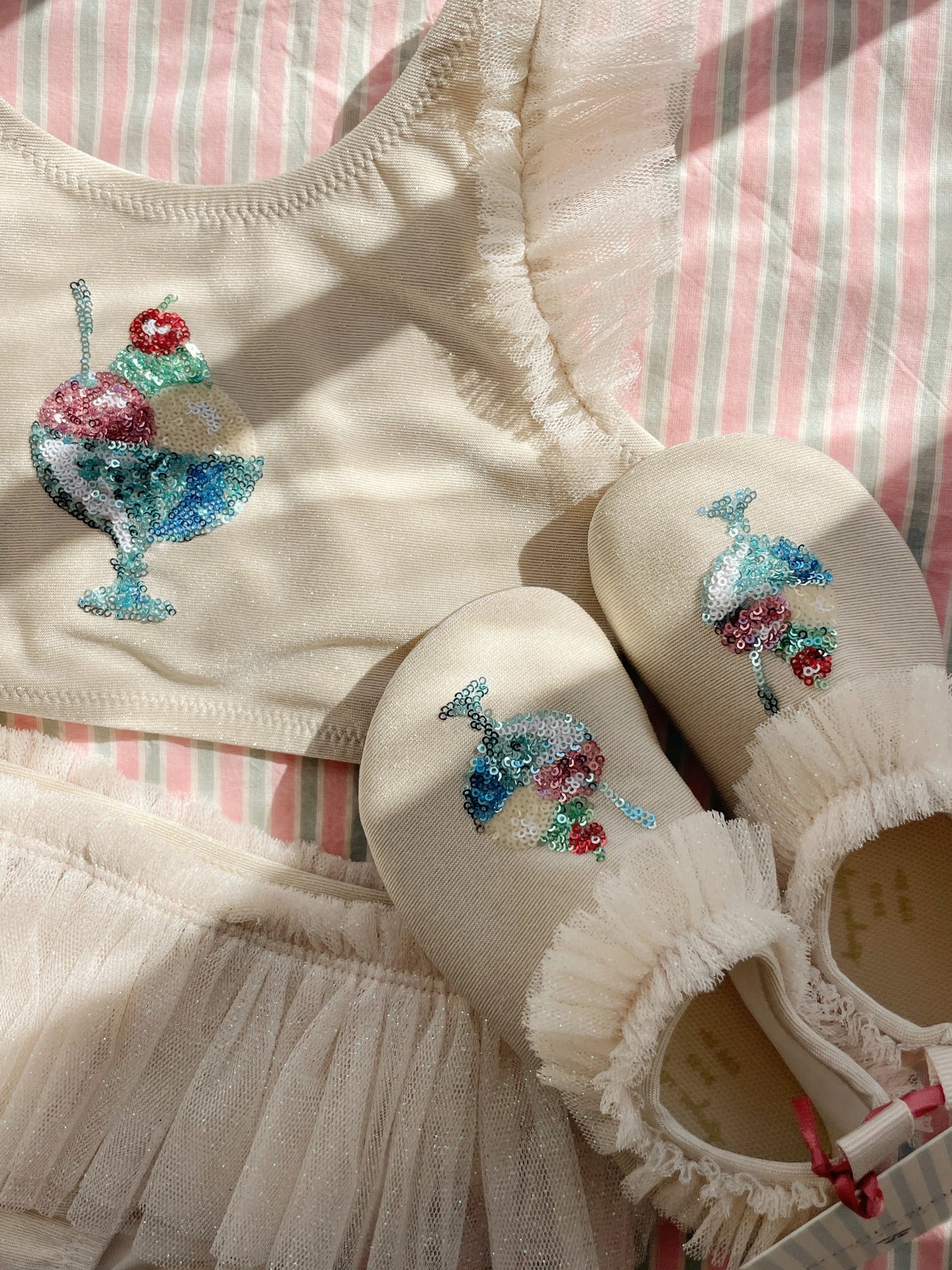AMANDINE FRILL SWIM SHOES