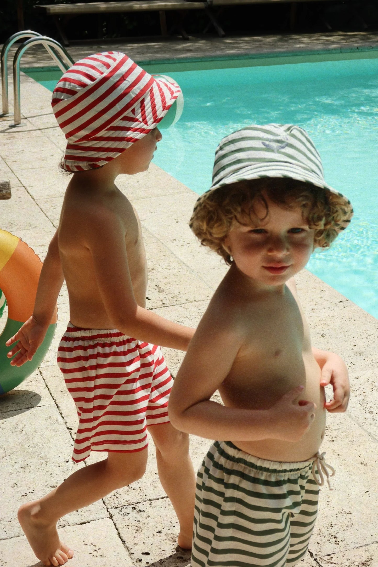 ASNOU BUCKET HAT