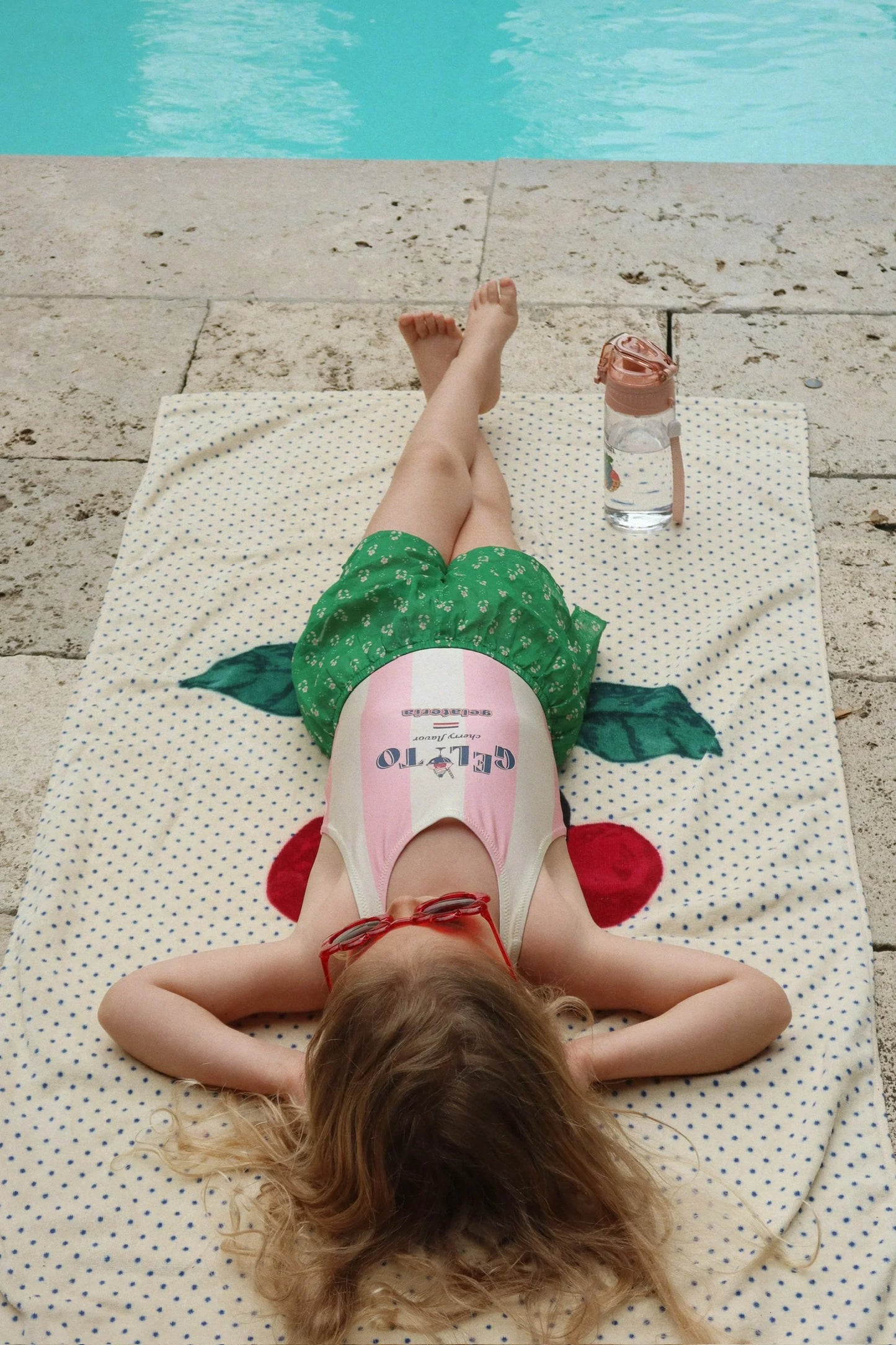 BEACH TOWELS - Estate Dot