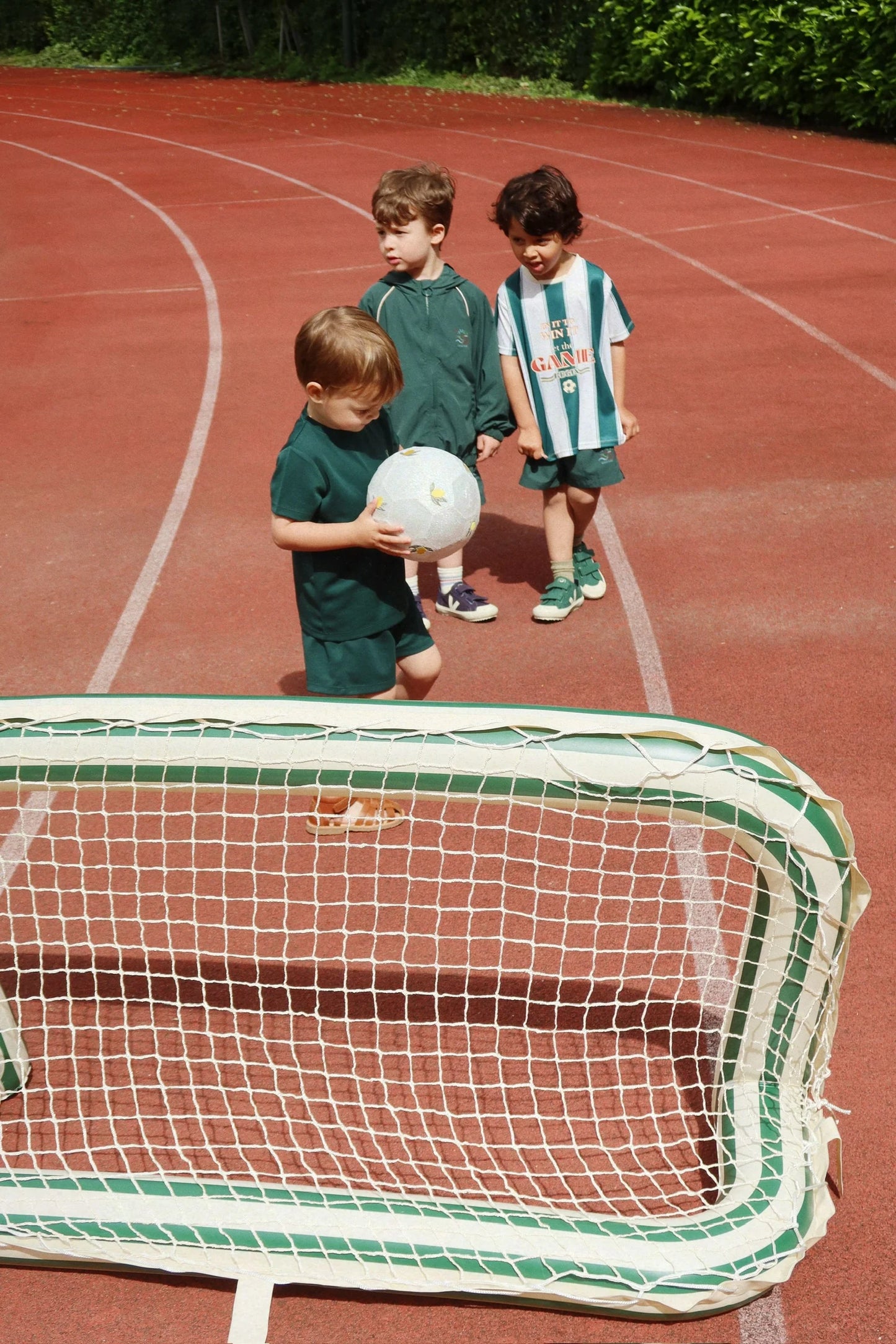INFLATABLE GOAL WITH BALL