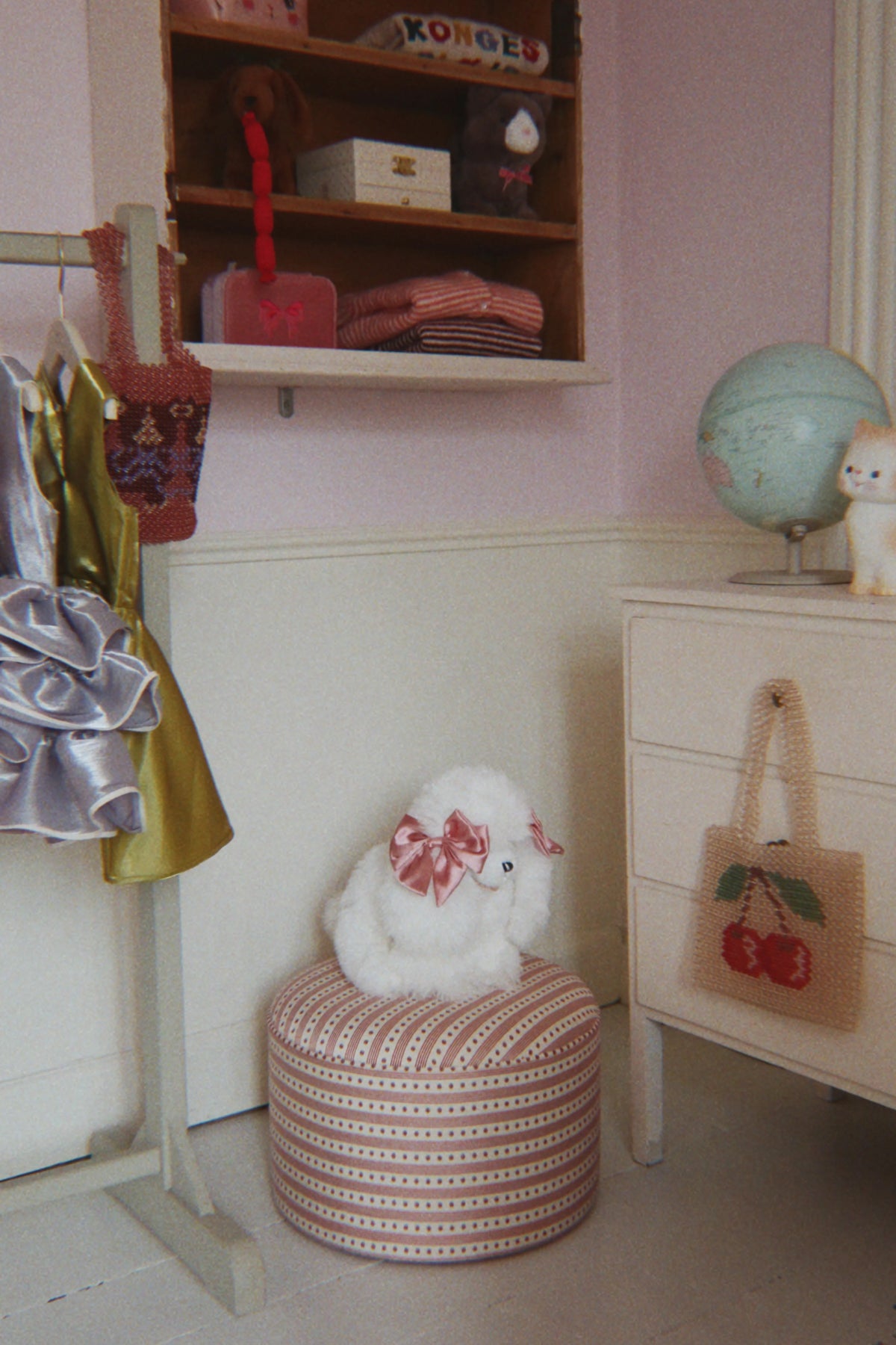 CHERRY PERLA HAND BAG