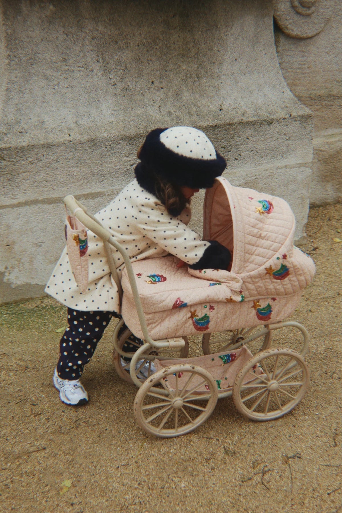 MINNIE TULLIE DOLL PRAM - Rainbow Star