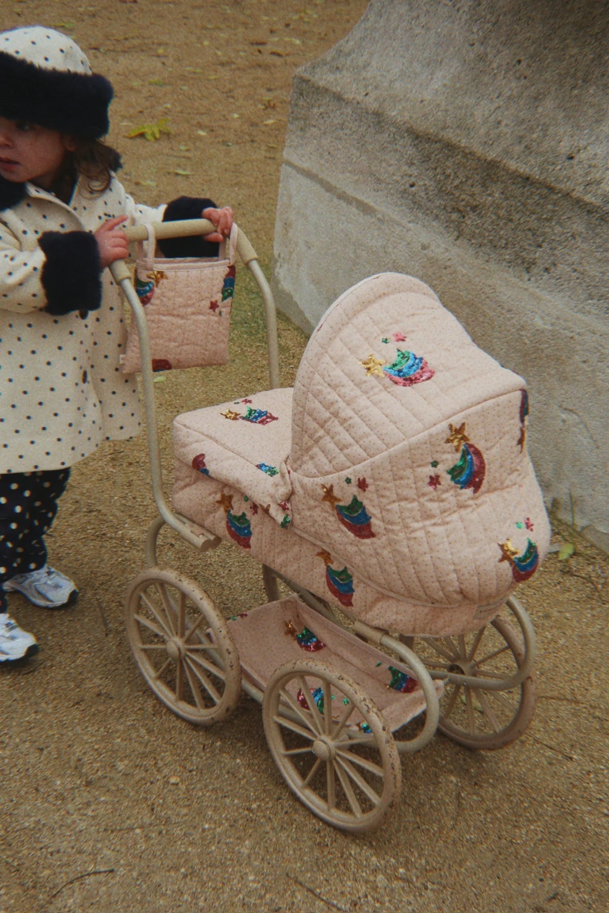 MINNIE TULLIE DOLL PRAM - Rainbow Star