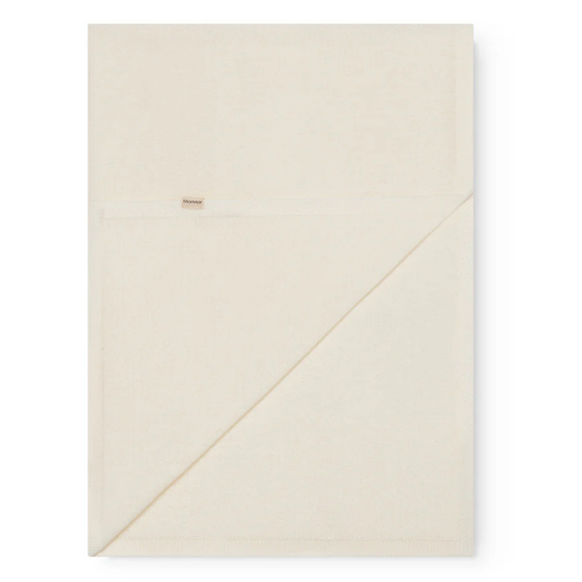 Alia - Knitted blanket, Gentle White